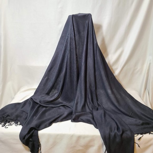 Charcoal Pashmina - Picture 1 of 3